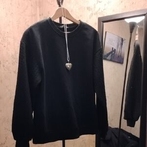 Elegant Black Crew Neck Sweater